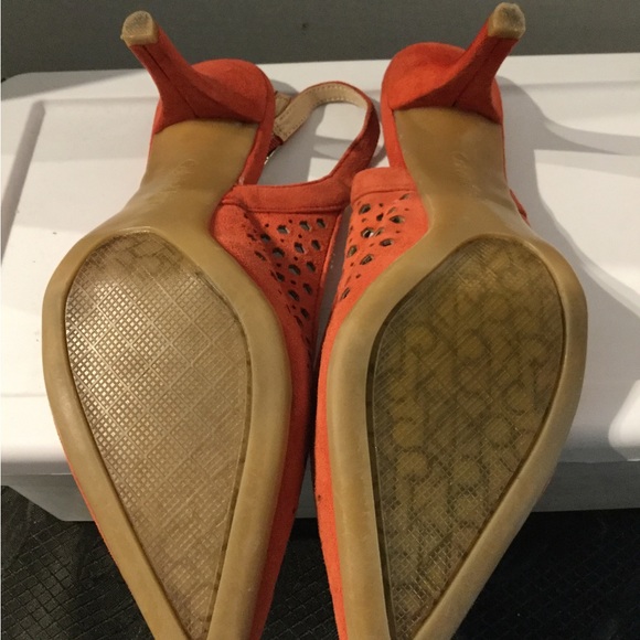 Calvin Klein orange heels size 7.5 - Picture 4 of 5